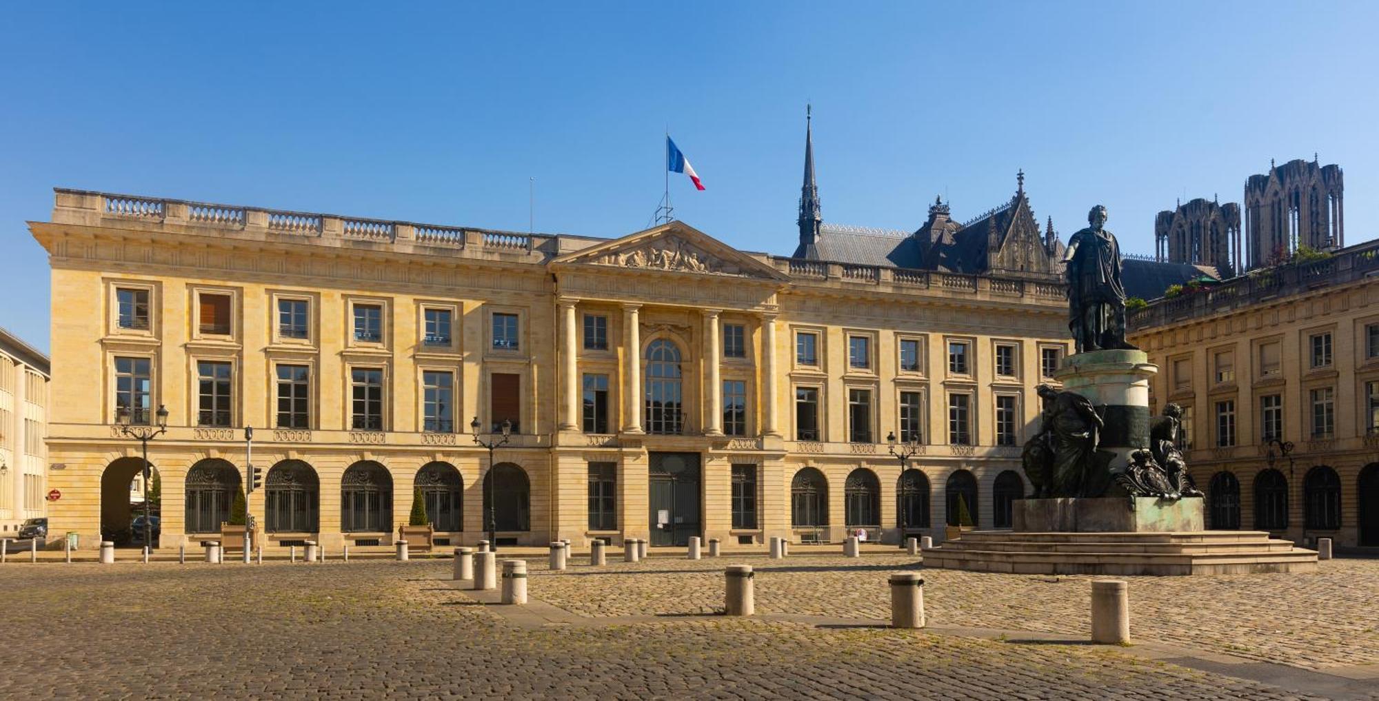 Le Zola - Charmant 2 Chambres - Centre Gare Реймс Экстерьер фото